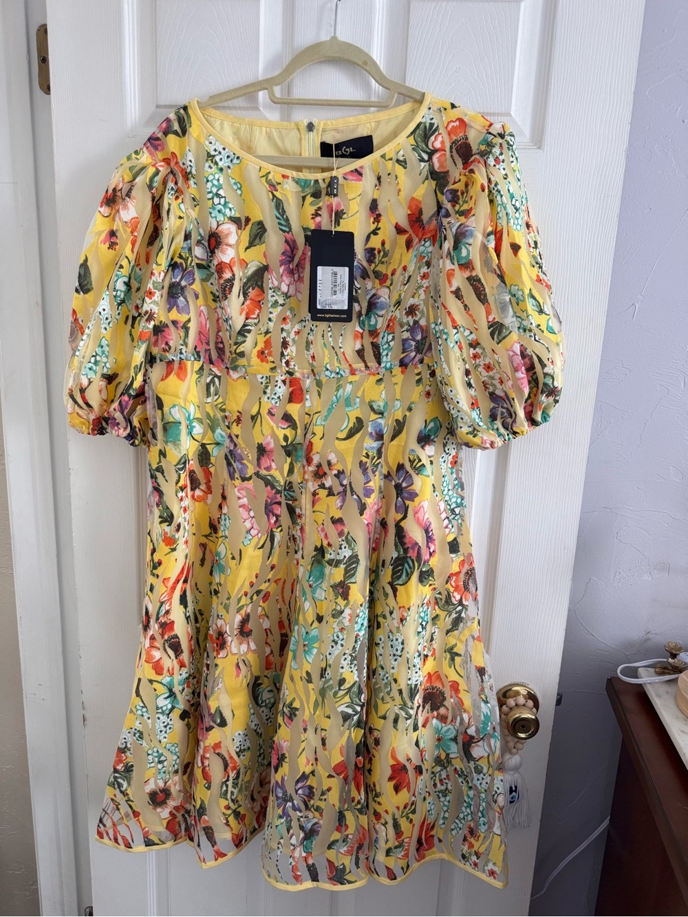 BGL Yellow Floral Puff-Sleeve Midi Dress